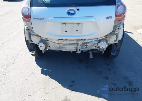 2014 Toyota Prius C One из США, поврежденный, VIN JTDKDTB37E1061272